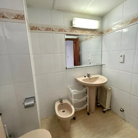 Damas - Aloturin Apartment *